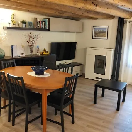 Country house La Costanilla Lituenigo