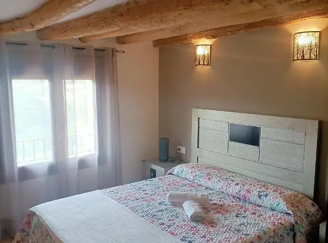 Country house La Costanilla Lituenigo